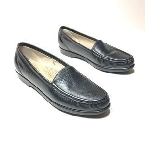 SAS Sz 8 Simplify Comfort Walking Slip On Loafers